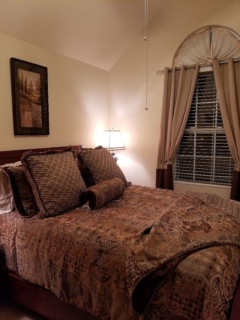 Furnished Finder property 488125_1 photo 7