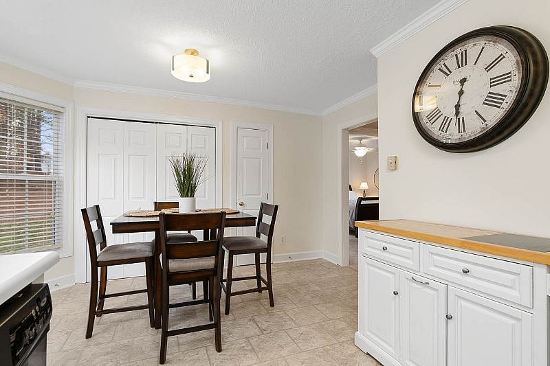 Furnished Finder property 488136_1 photo 10