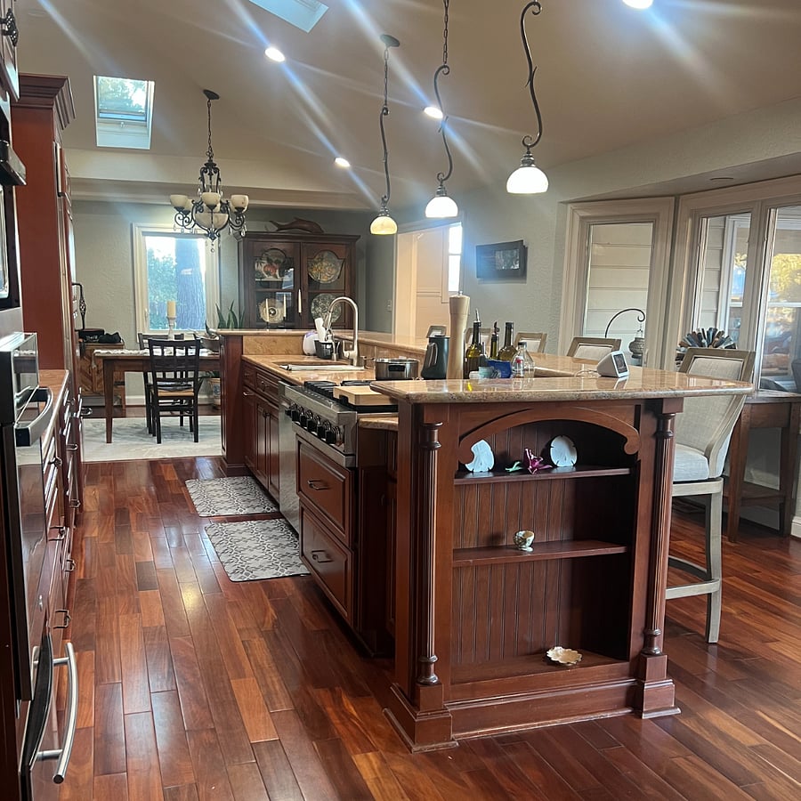 kitchen with eat in bar