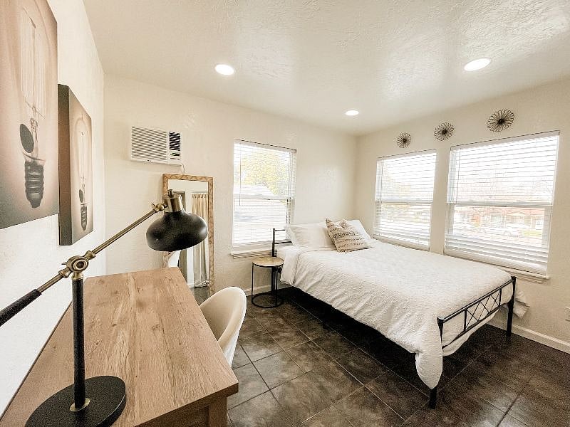 Furnished Finder property 488198_2 photo 5