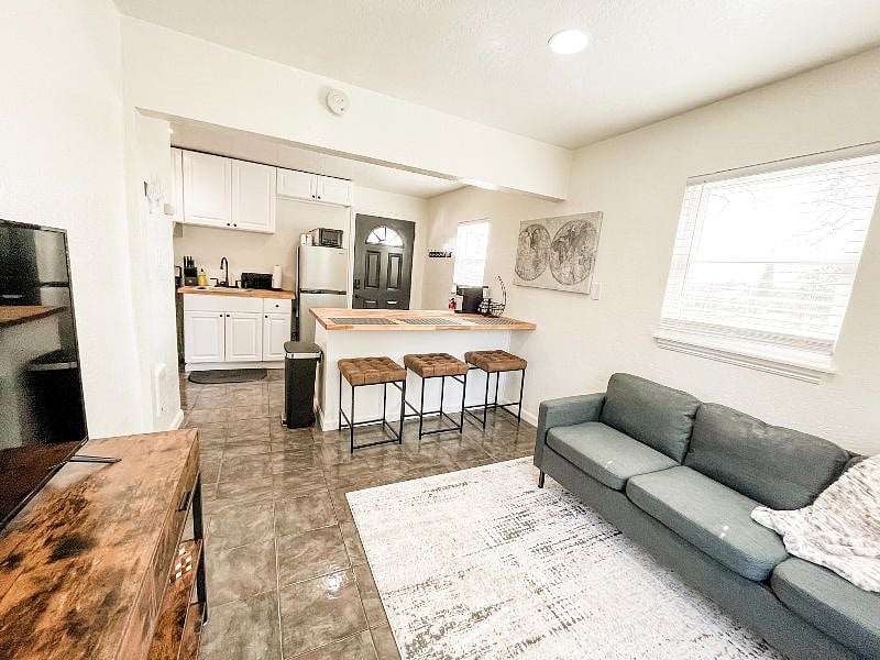 Furnished Finder property 488198_2 photo 16