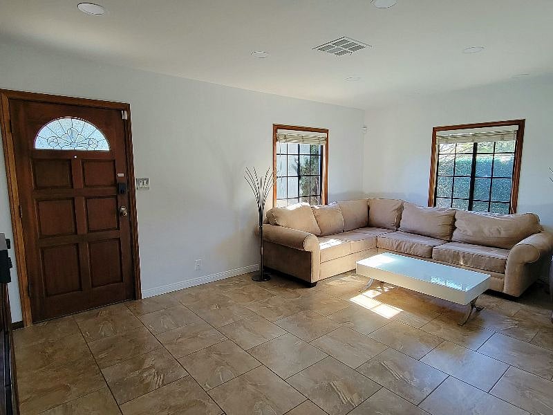 Furnished Finder property 488243_1 photo 8