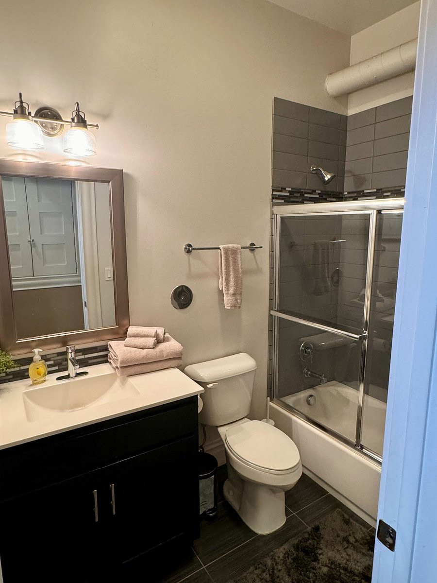 Furnished Finder property 488462_3 photo 7