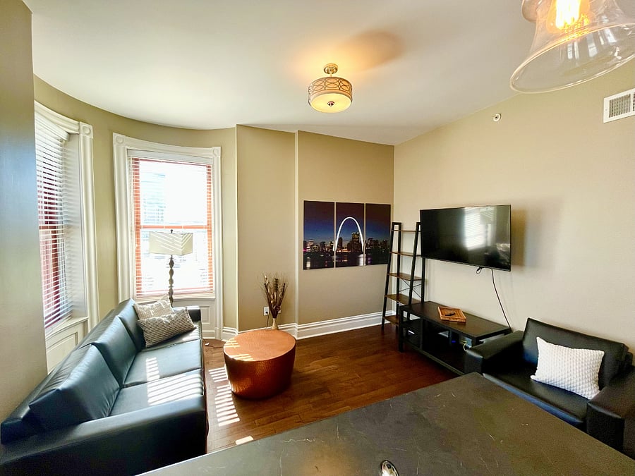 Furnished Finder property 488462_5 photo 3