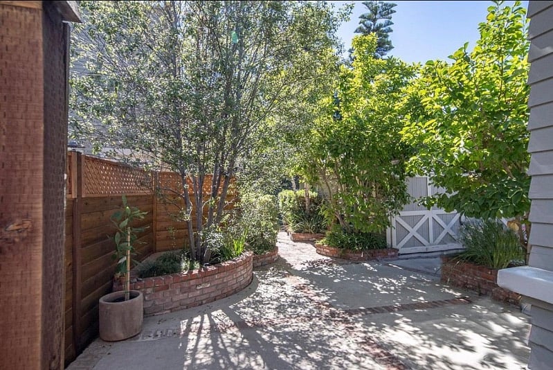 Furnished Finder property 488517_1 photo 15