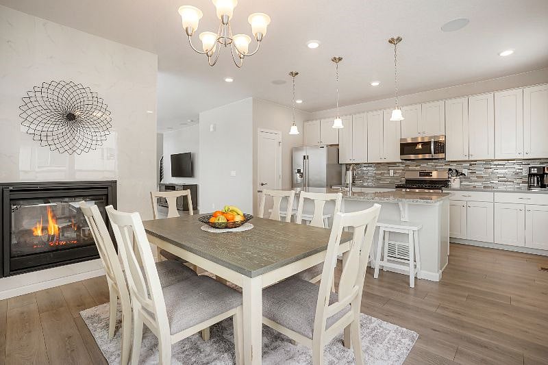Furnished Finder property 488525_1 photo 3