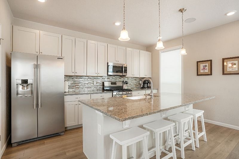 Furnished Finder property 488525_1 photo 4