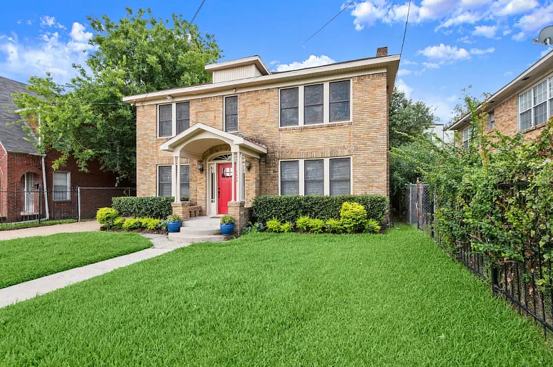 Furnished Finder property 488535_2 photo 1