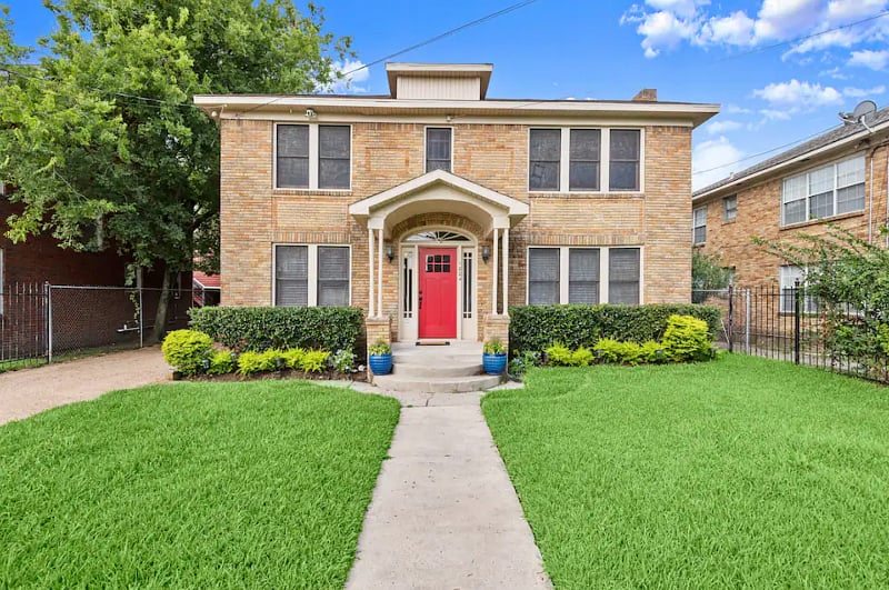 Furnished Finder property 488535_2 photo 2