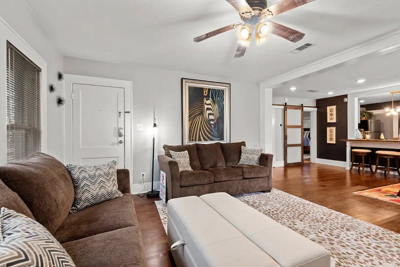 Furnished Finder property 488535_2 photo 6