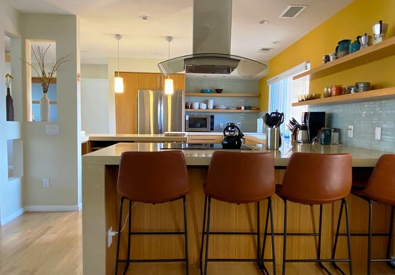 Bar and Kitchen