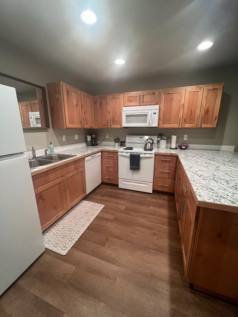 Furnished Finder property 488564_1 photo 4