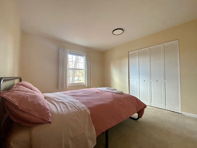 Bedroom 2 queen bed 