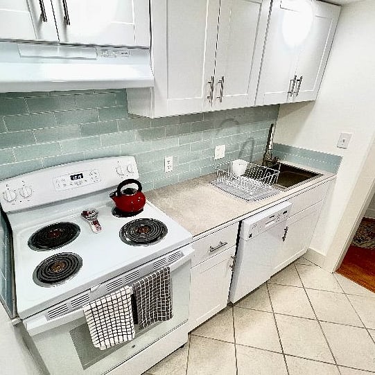 Furnished Finder property 488650_1 photo 9