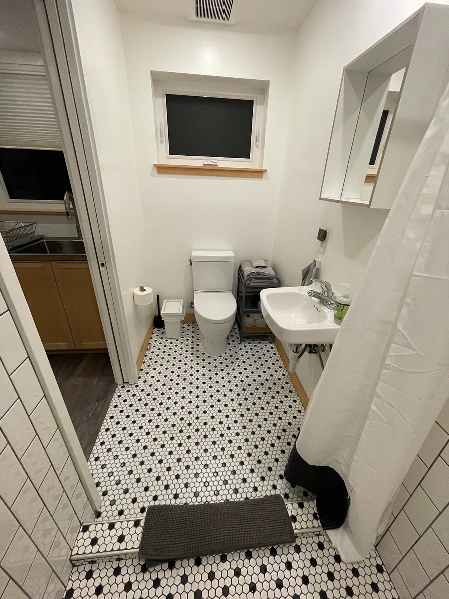 Beautiful clean tiled floor.