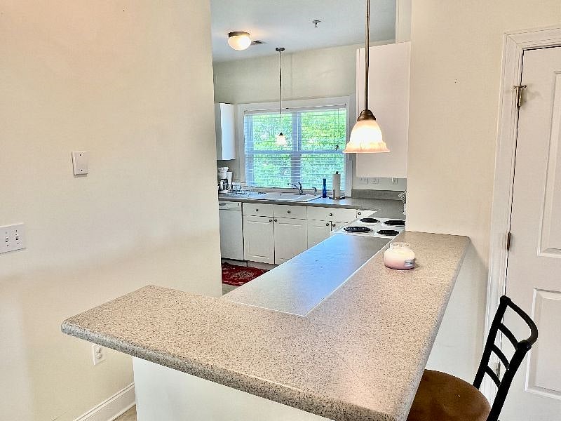 Furnished Finder property 488713_1 photo 6