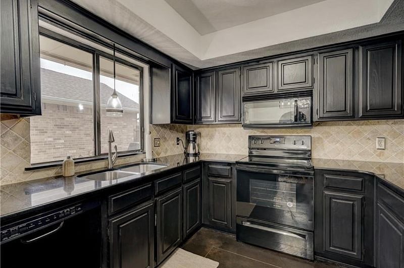 Furnished Finder property 488750_1 photo 4