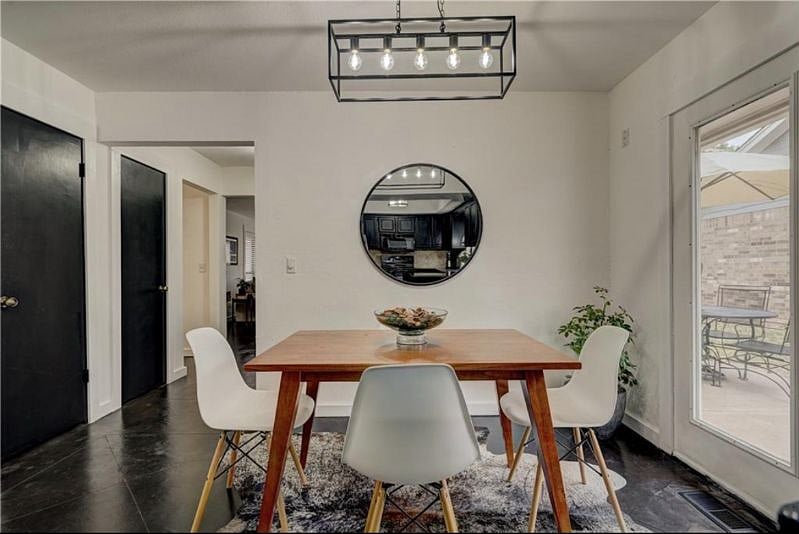Furnished Finder property 488750_1 photo 6