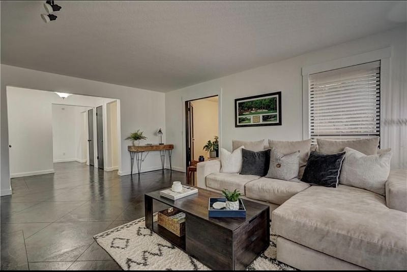 Furnished Finder property 488750_1 photo 7