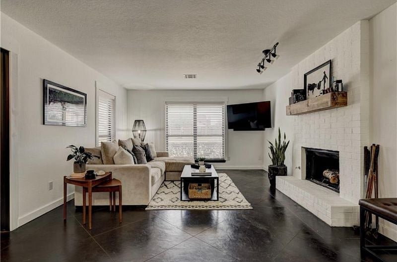 Furnished Finder property 488750_1 photo 9