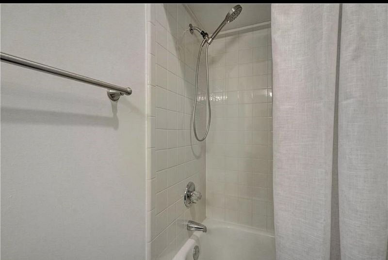 Furnished Finder property 488750_1 photo 18