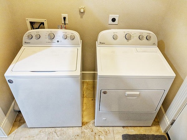 washer & dryer