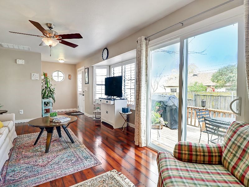 Furnished Finder property 488901_1 photo 3
