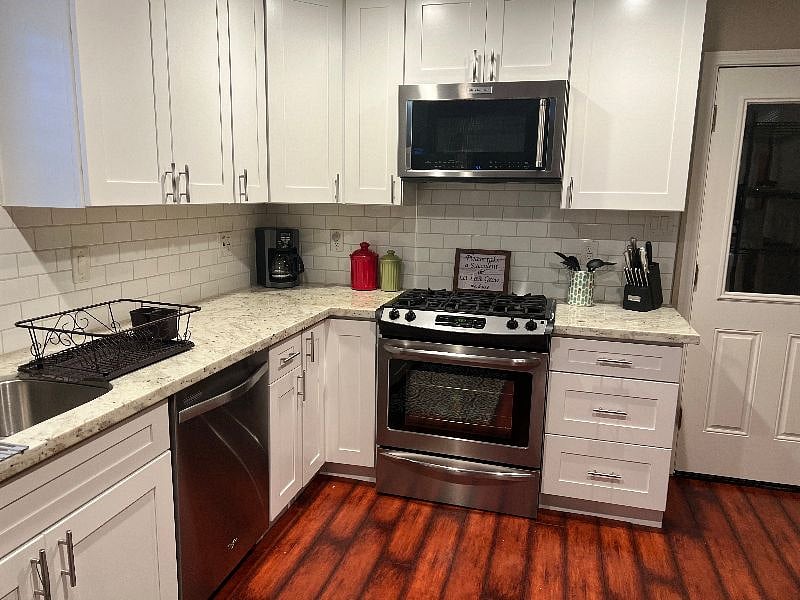 Furnished Finder property 488901_1 photo 30