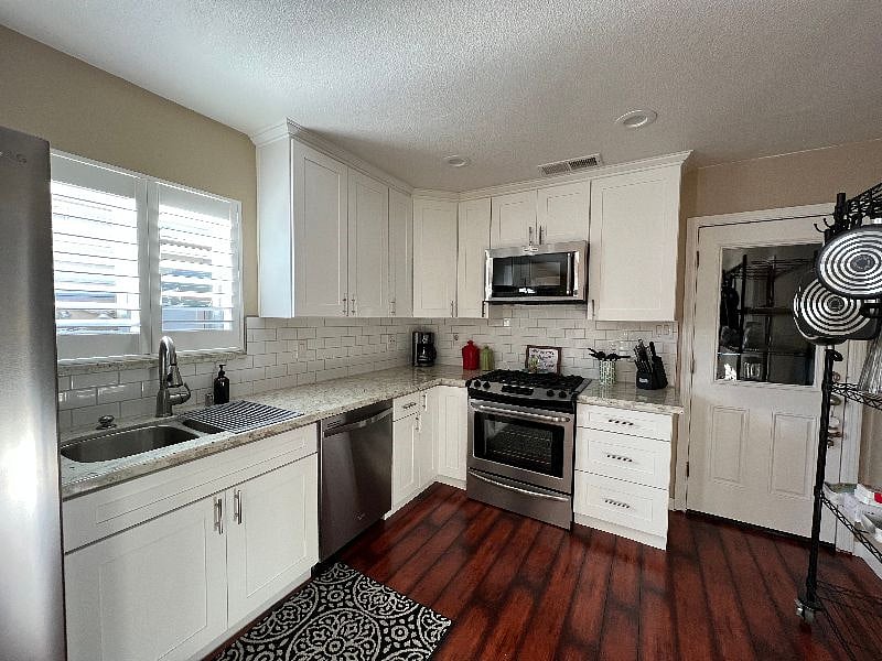 Furnished Finder property 488901_1 photo 41
