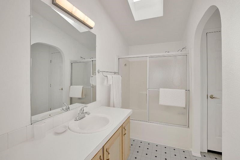 Furnished Finder property 488951_1 photo 22