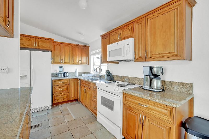 Furnished Finder property 488951_1 photo 10