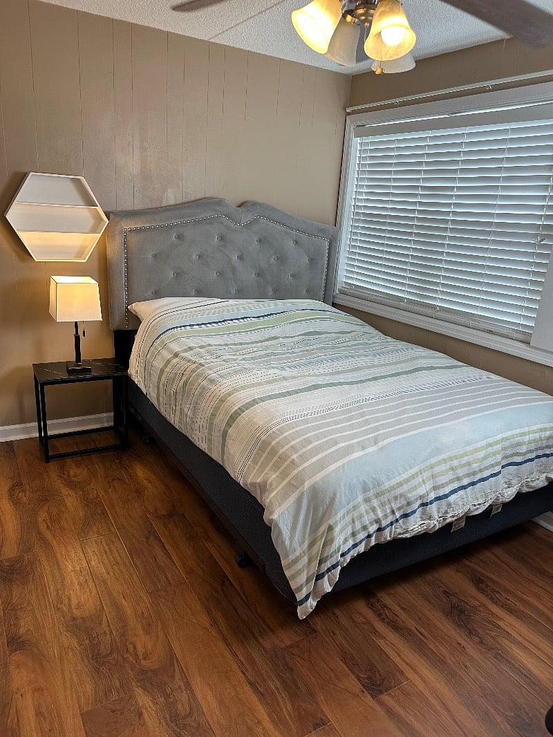 Queen bed