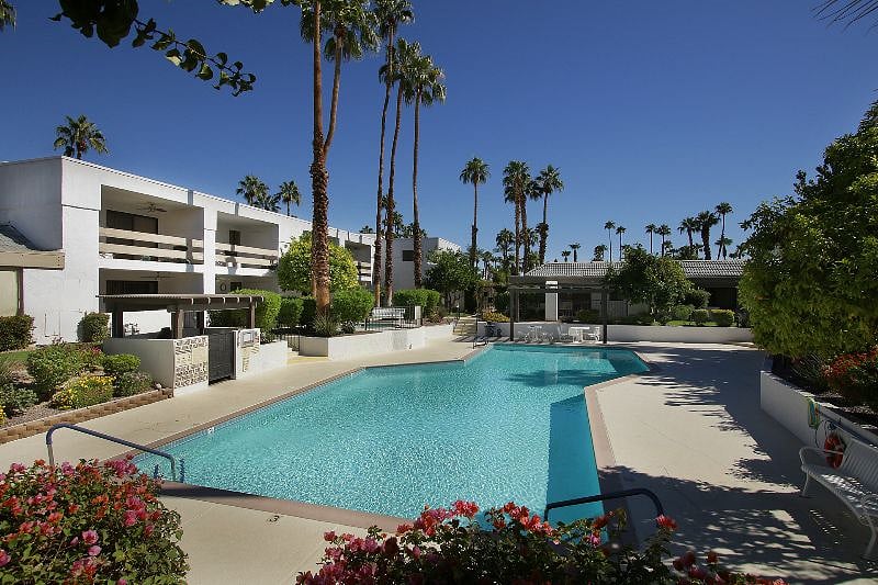 Furnished Finder property 489002_1 photo 8