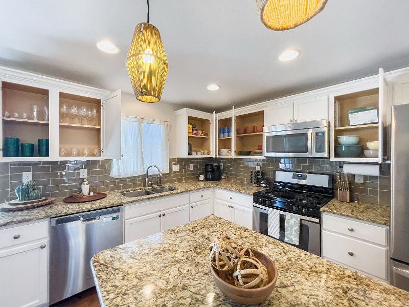 Furnished Finder property 489066_1 photo 5