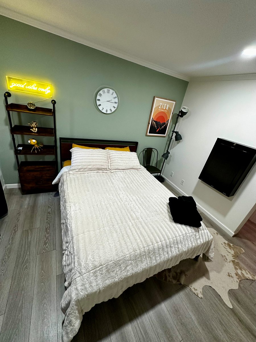 Furnished Finder property 489096_1 photo 4