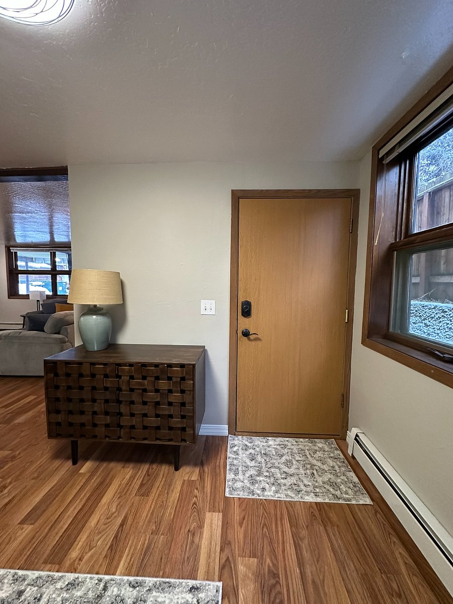 Furnished Finder property 489106_3 photo 22