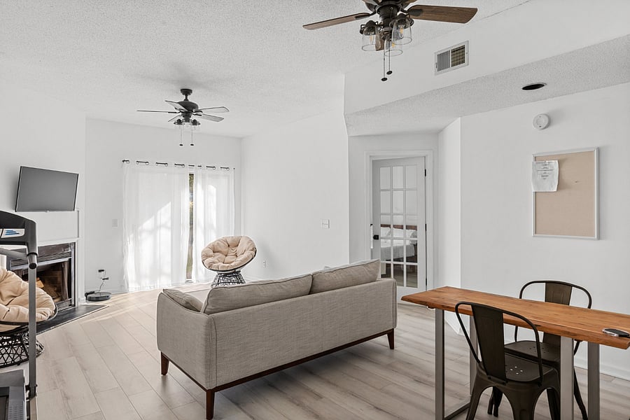 Furnished Finder property 489161_4 photo 16