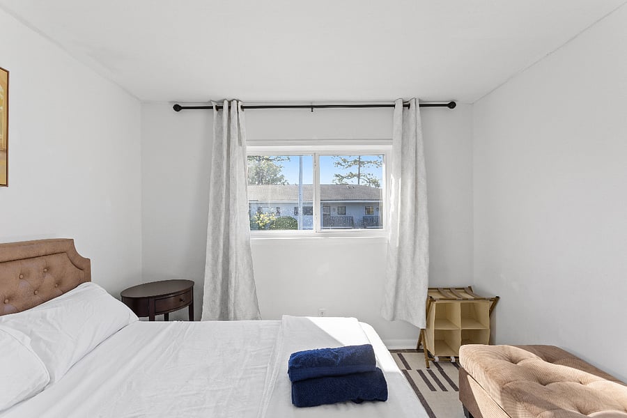Furnished Finder property 489161_6 photo 16