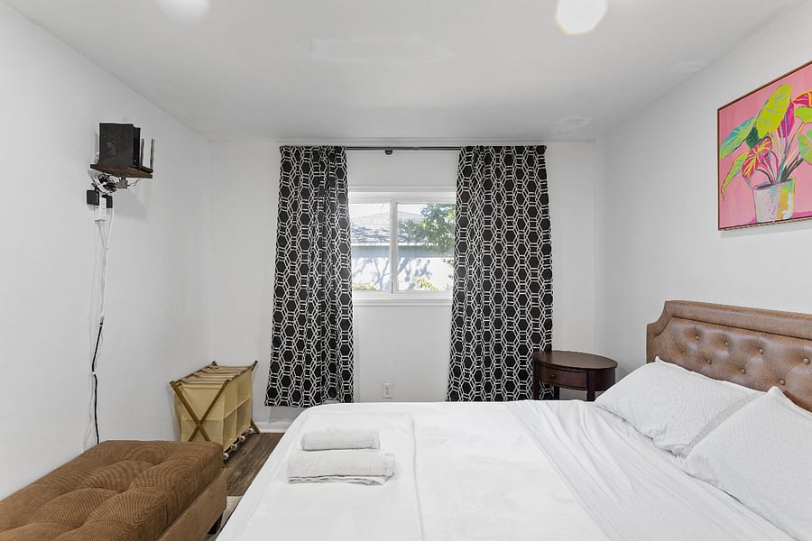 Furnished Finder property 489161_6 photo 18