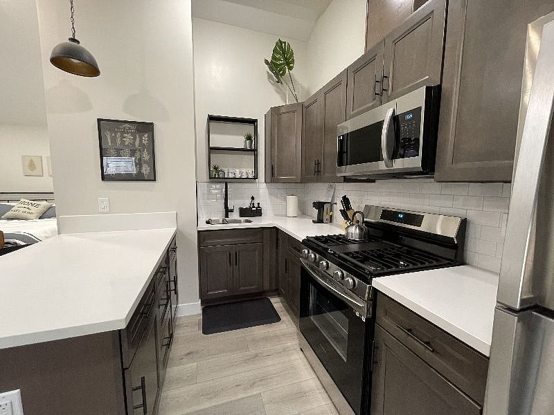 Furnished Finder property 489196_1 photo 11