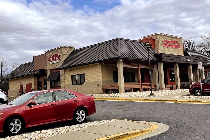 NEARBY RESTAURANT PARK