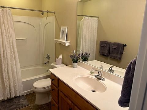 2nd Bathroom