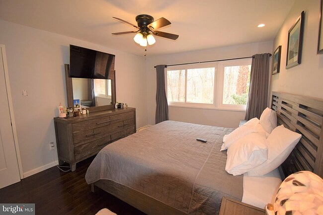 Furnished Finder property 489362_1 photo 5
