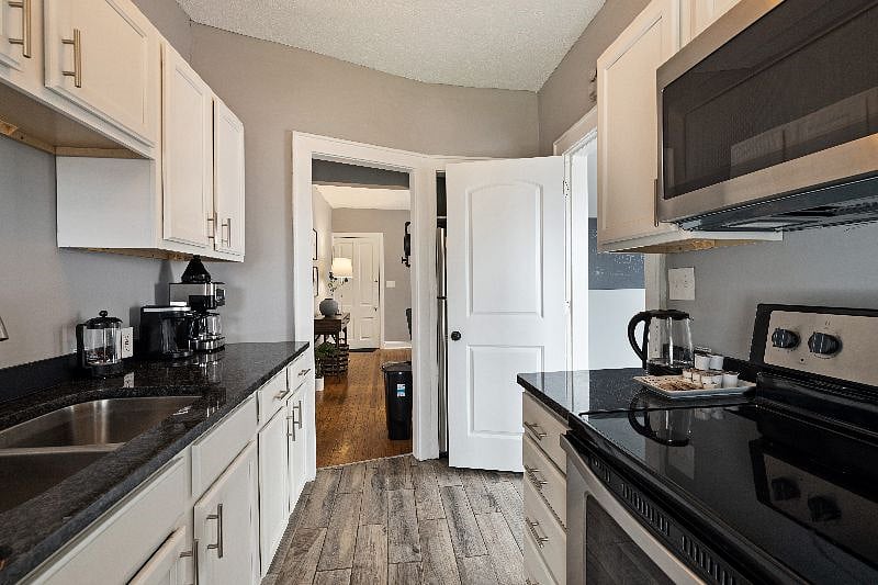 Furnished Finder property 489496_1 photo 10