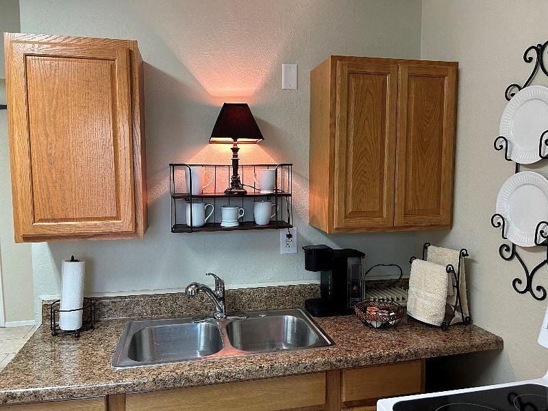 Furnished Finder property 489568_1 photo 8