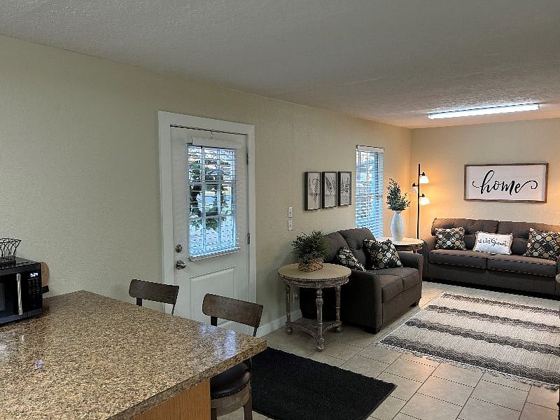 Furnished Finder property 489568_1 photo 11