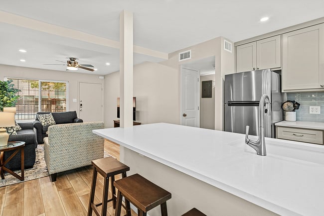 Furnished Finder property 489577_1 photo 7