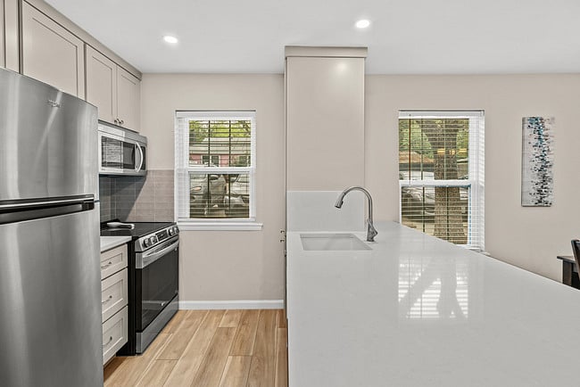 Furnished Finder property 489577_1 photo 4