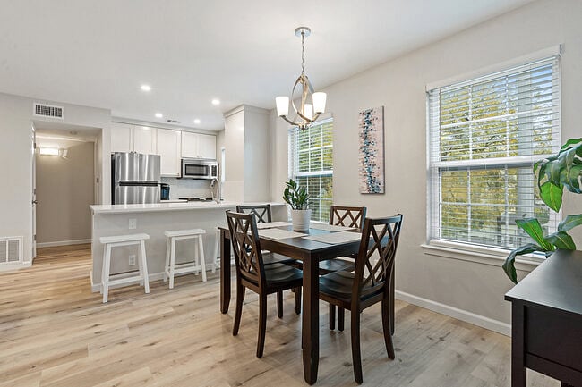 Furnished Finder property 489577_2 photo 10