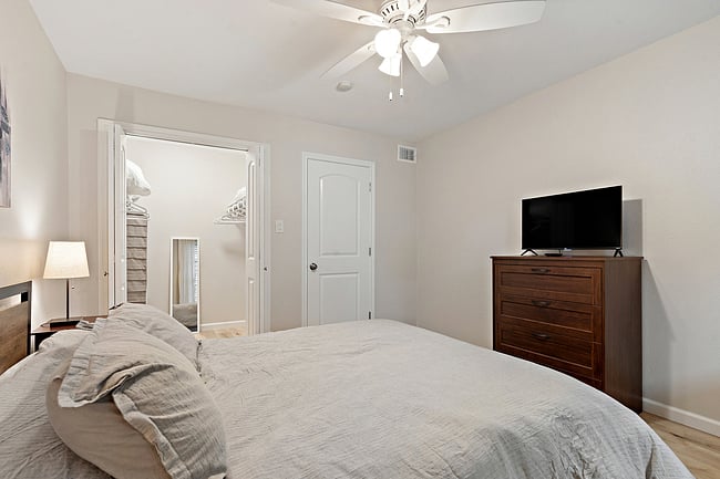 Furnished Finder property 489577_2 photo 13